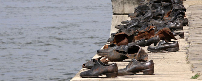Budapest Shoe Memorial